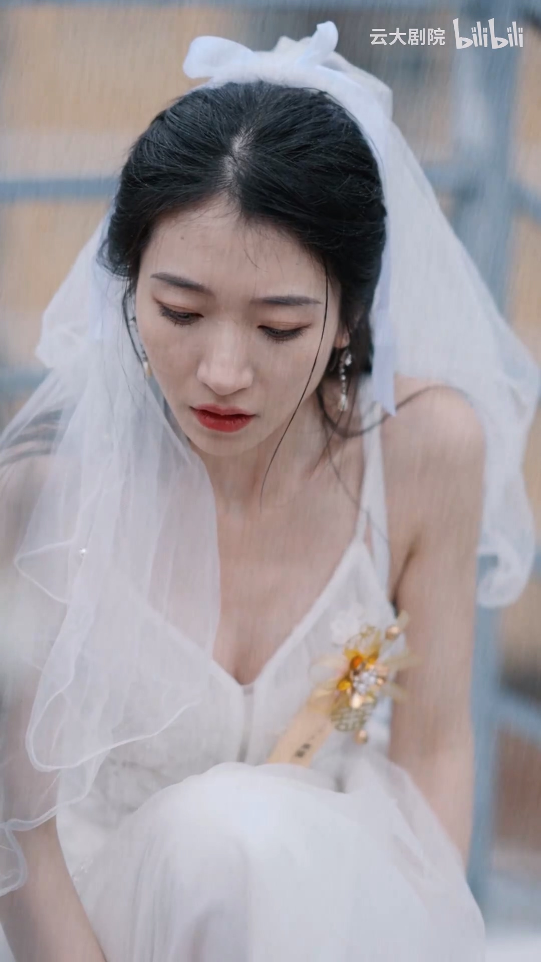 厉总的新婚罪妻 第01集