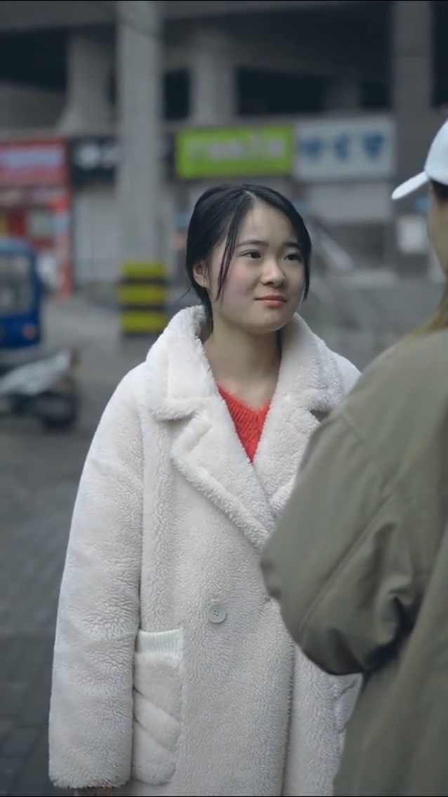 最强上门女总裁 第01集